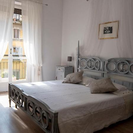 Beautiful Floral Apartment On Navigli Milan Luaran gambar